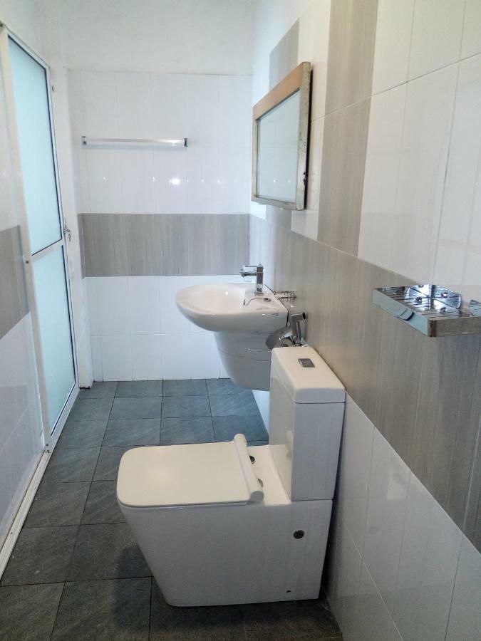Rainbow Beach Hotel Hikkaduwa Dış mekan fotoğraf